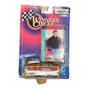 1998 Winner's Circle Tony Stewart #20 The Home Depot Car 1:64 Scale